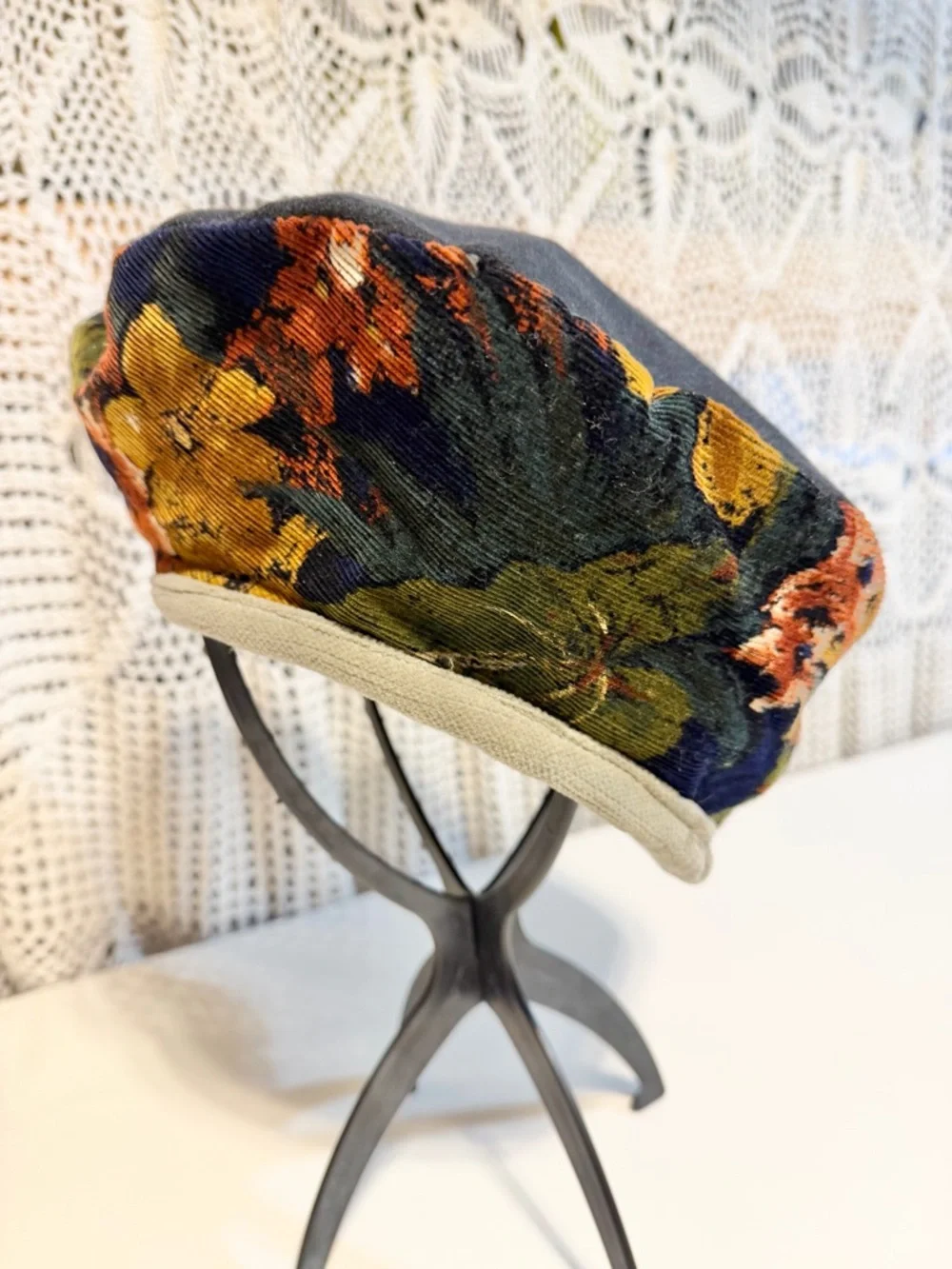 VINTAGE French beret hat moody dark floral corduroy navy blue newsboy cap boho - Picture 5 of 8